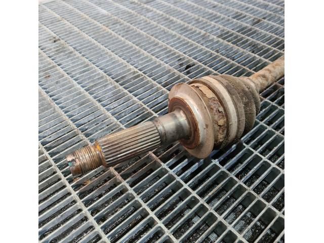 bontott SUBARU FORESTER Bal hátsó Féltengely