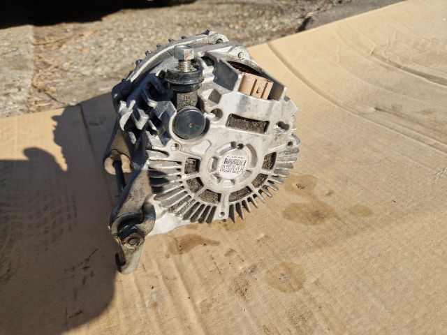 bontott SUBARU FORESTER Generátor