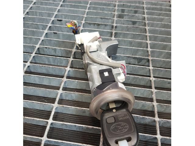 bontott SUBARU FORESTER Gyújtáskapcsoló