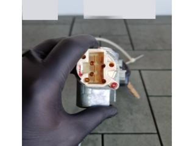 bontott SUBARU FORESTER Gyújtáskapcsoló