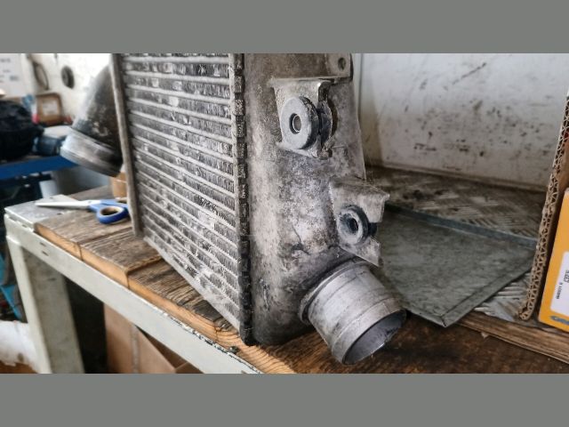 bontott SUBARU FORESTER Intercooler