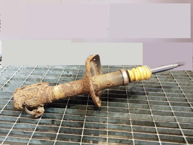 bontott SUBARU FORESTER Jobb első Lengéscsillapító