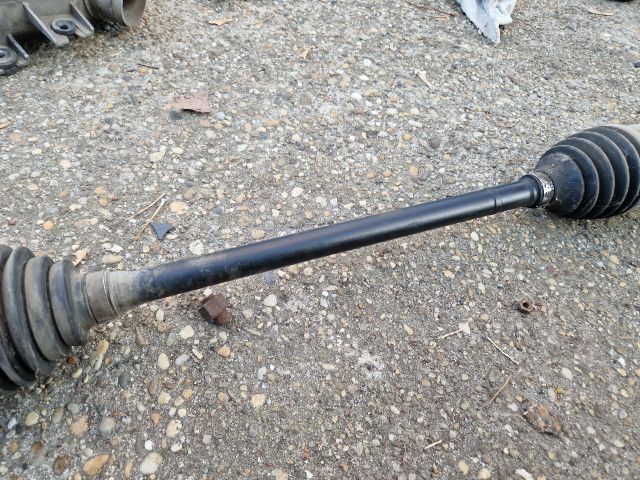 bontott SUBARU FORESTER Jobb Féltengely