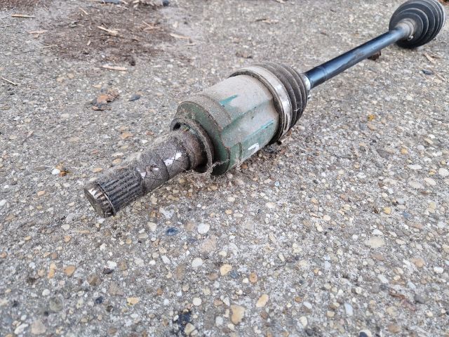 bontott SUBARU FORESTER Jobb Féltengely