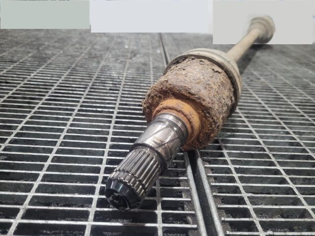 bontott SUBARU FORESTER Jobb hátsó Féltengely