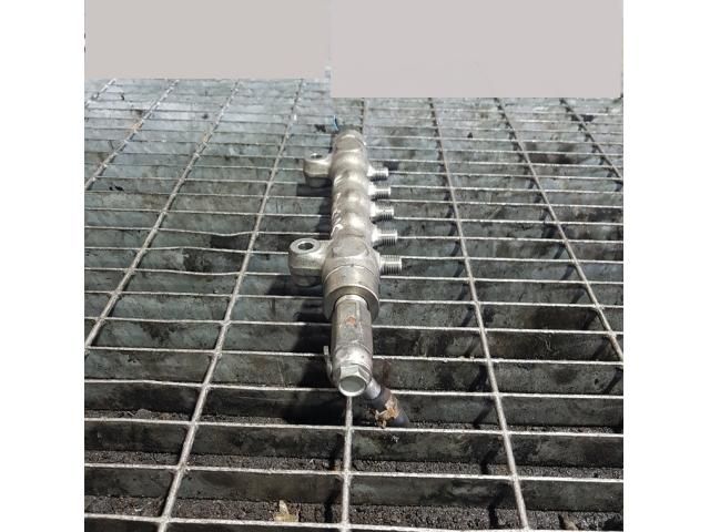 bontott SUBARU FORESTER Közösnyomócső