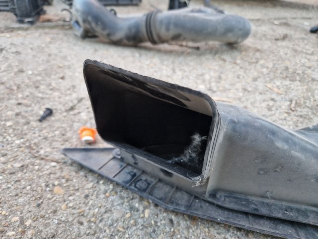 bontott SUBARU FORESTER Légbeömlő Cső