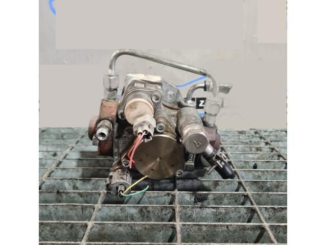 bontott SUBARU FORESTER Nagynyomású Szivattyú