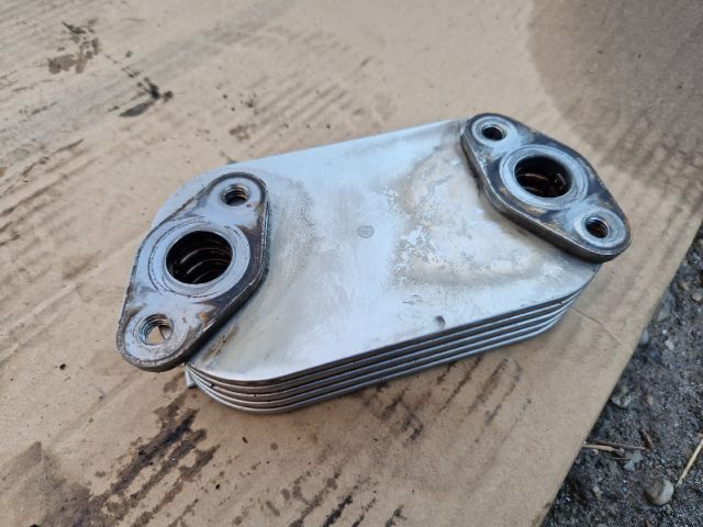 bontott SUBARU FORESTER Olajhűtő