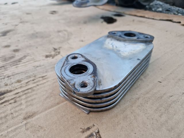 bontott SUBARU FORESTER Olajhűtő