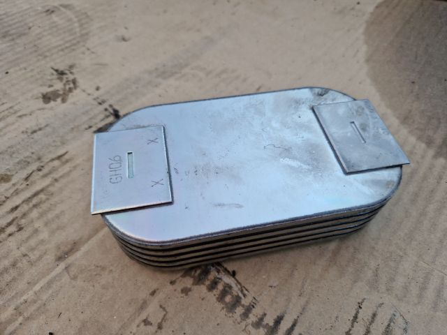 bontott SUBARU FORESTER Olajhűtő