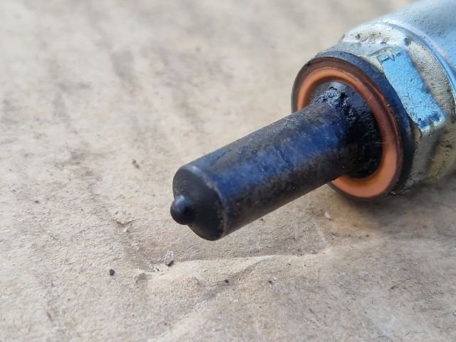 bontott SUBARU FORESTER Porlasztó (1 db)