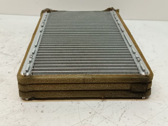 bontott SUBARU FORESTER Fűtőradiátor