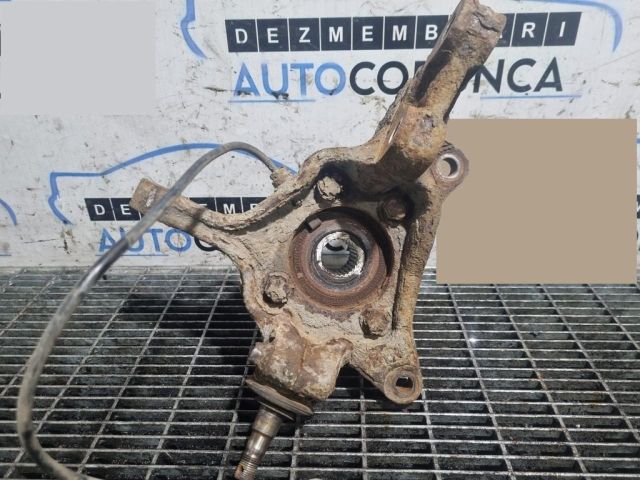 bontott SUBARU FORESTER Jobb első Csonkállvány