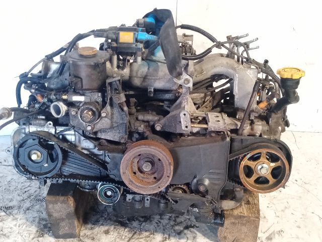 bontott SUBARU FORESTER Komplett Motor (Segédberendezésekkel)