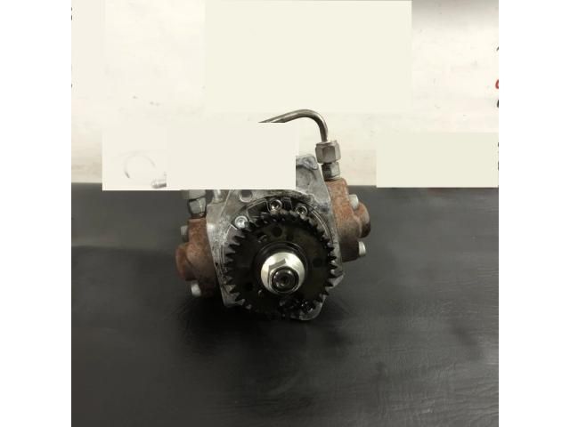 bontott SUBARU FORESTER Nagynyomású Szivattyú