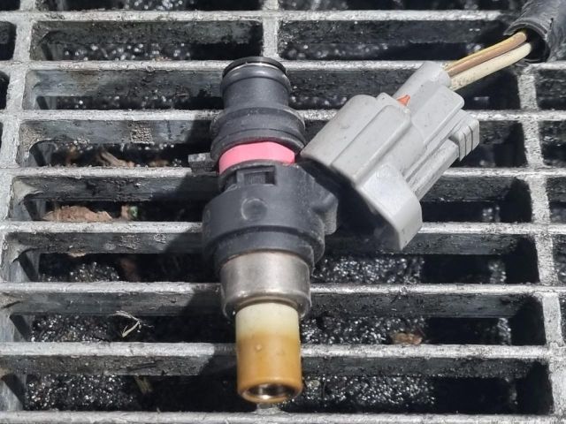 bontott SUBARU FORESTER Porlasztó (1 db)