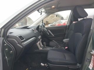 bontott SUBARU FORESTER Bal hátsó Csonkállvány