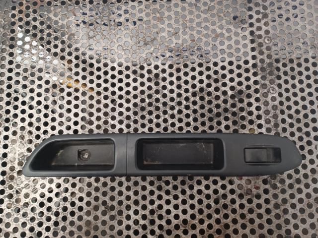 bontott SUBARU FORESTER Ablakemelő Kapcsoló Négyes / Kettes