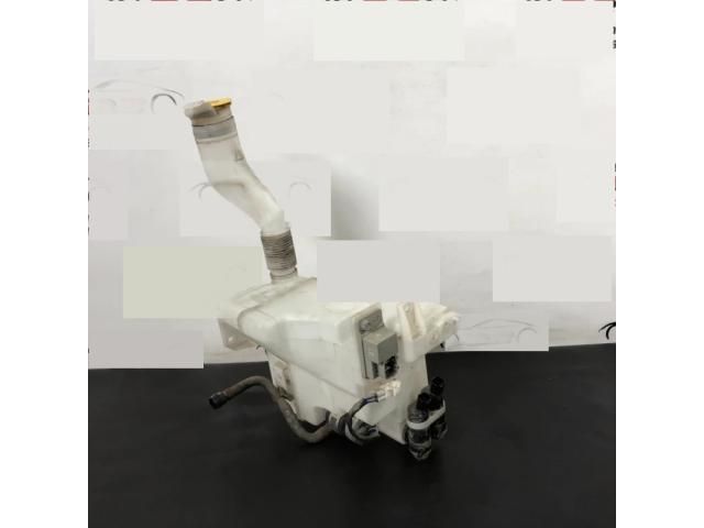 bontott SUBARU FORESTER Ablakmosó Tartály