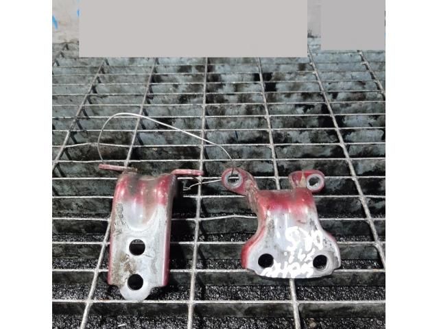 bontott SUBARU FORESTER Ajtó Zsanér (Pozíciófüggetlen)