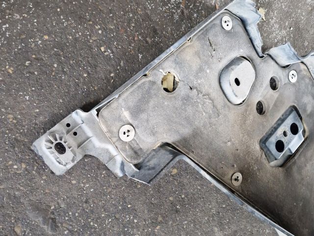 bontott SUBARU FORESTER Alsó Motorburkolat