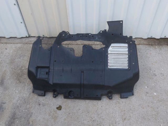 bontott SUBARU FORESTER Alsó Motorburkolat