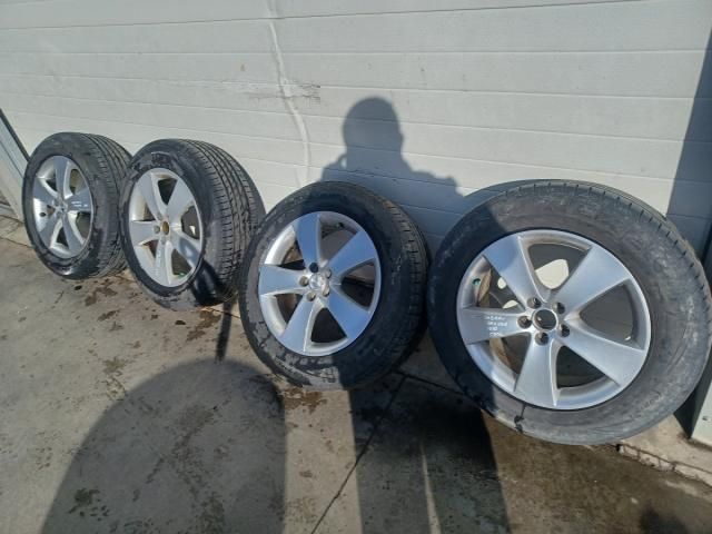 bontott SUBARU FORESTER Alufelni Szett