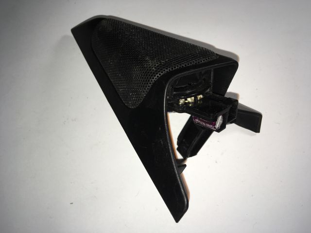 bontott SUBARU FORESTER Bal A Oszlop Hangszóró