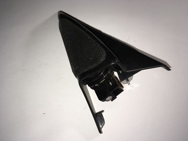 bontott SUBARU FORESTER Bal A Oszlop Hangszóró