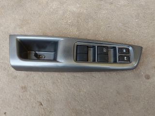 bontott SUBARU FORESTER Bal első Ablakemelő Kapcsoló