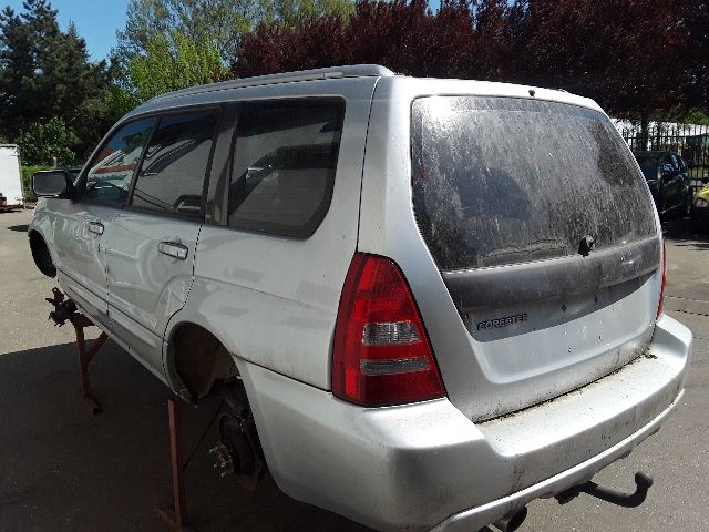 bontott SUBARU FORESTER Bal első Ajtó (Üres lemez)