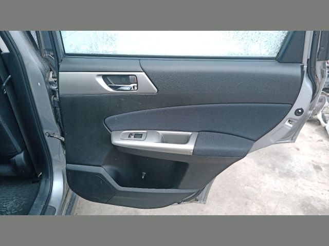 bontott SUBARU FORESTER Bal első Biztonsági Öv Csat