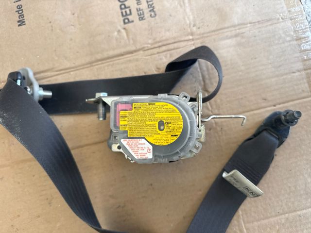 bontott SUBARU FORESTER Bal első Biztonsági Öv