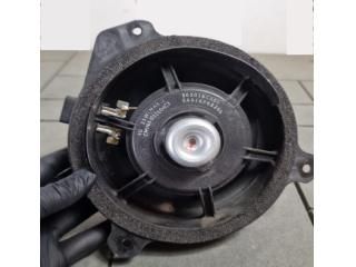 bontott SUBARU FORESTER Bal első Hangszóró