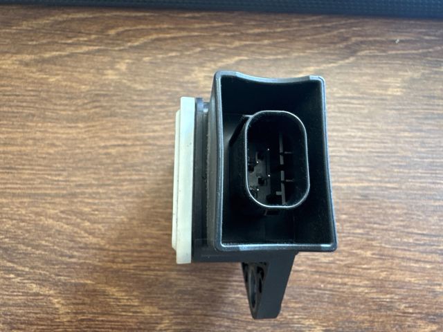 bontott SUBARU FORESTER Bal első Ütközés Érzékelő (Homlokfalon)