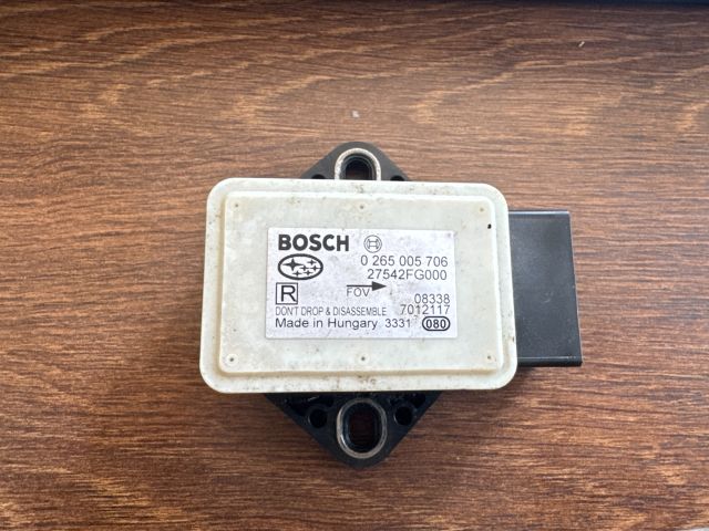 bontott SUBARU FORESTER Bal első Ütközés Érzékelő (Homlokfalon)