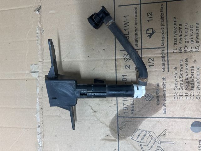 bontott SUBARU FORESTER Bal Fényszórómosó Fúvóka