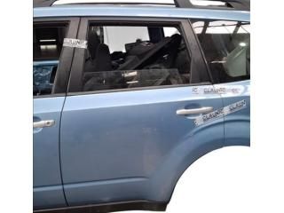 bontott SUBARU FORESTER Bal hátsó Ajtó (Üres lemez)
