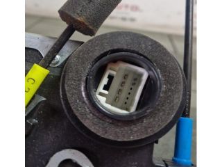 bontott SUBARU FORESTER Bal hátsó Ajtózár