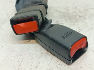 bontott SUBARU FORESTER Bal hátsó Biztonsági Öv Csat