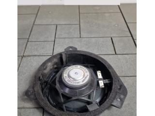 bontott SUBARU FORESTER Bal hátsó Hangszóró