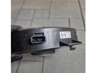 bontott SUBARU FORESTER Bal hátsó Hangszóró