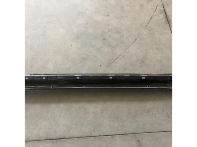 bontott SUBARU FORESTER Bal Küszöb Légterelő