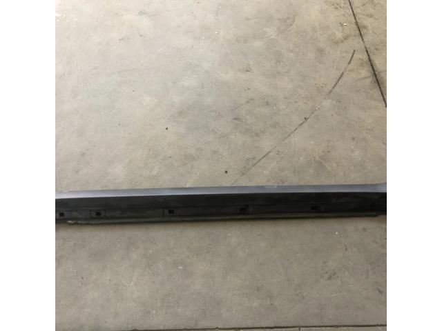 bontott SUBARU FORESTER Bal Küszöb Légterelő