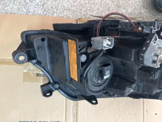 bontott SUBARU FORESTER Bal Xenon Fényszóró