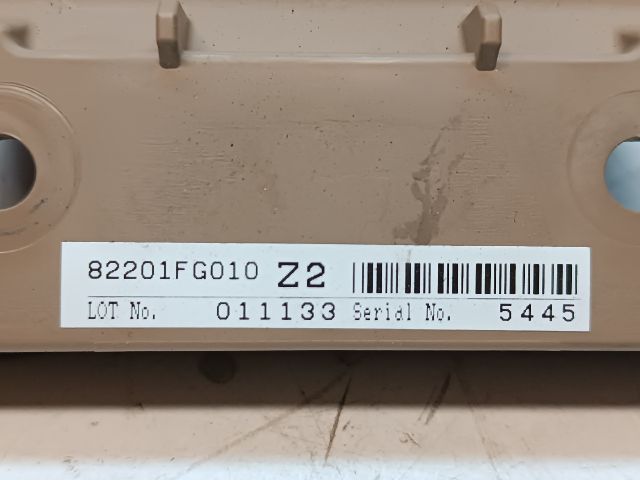 bontott SUBARU FORESTER Biztosítéktábla Utastér