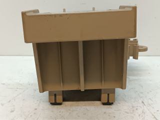 bontott SUBARU FORESTER Biztosítéktábla Utastér