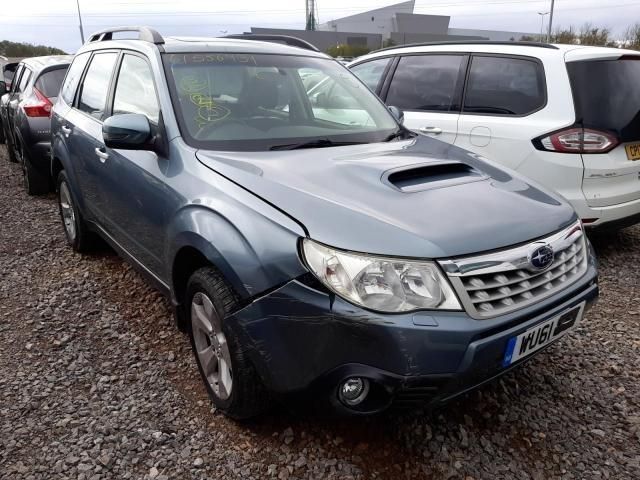 bontott SUBARU FORESTER Csomagtérajtó Jobb Zsanér