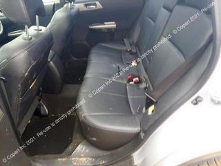 bontott SUBARU FORESTER Csomagtérajtó Jobb Zsanér